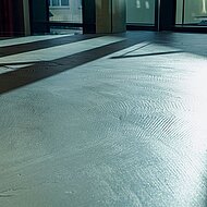 Ardex: Abenteuer Wohnen – kreativ präsentiert mit dem Boden ARDEX PANDOMO Loft