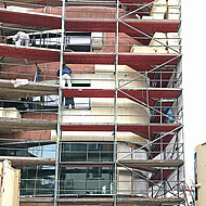 Puren: PU-WDVS-Dämmung rund um die Ecke geführt