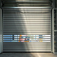 Wärmegedämmte Schnelllauftore für Green-Building-Zertifikat