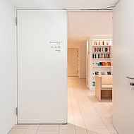 Schörghuber Spezialtüren: Eine Kante für stark frequentierte Bereiche