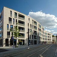 Hagemeister: Verknüpfende Maßstäblichkeit Klassische Quartiersform mit S-Schwung