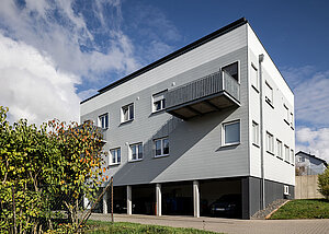 Angenehmes Innenklima dank Faserzement-Fassade 