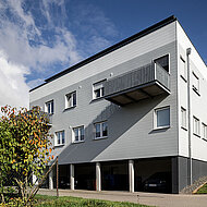 Angenehmes Innenklima dank Faserzement-Fassade 