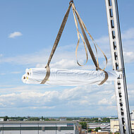 firestone / Elevate: Live-Demonstration mit selbstklebender EPDM-Dachbahn