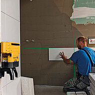 Neuer Kreuzlinien-Laser überzeugt auch über größere Entfernungen mit Präzision