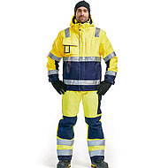 Blakläder: Flexibel bei der Arbeit mit funktioneller Winterjacke