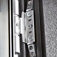 SFS intec: Dynamische Bandfamilie für alle Rahmenmaterialien