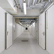 Türenbau zwischen Exponaten und Museumsbesuchern