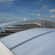 Fertigungshallen effektiv mit Tageslicht ausleuchten