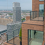 MOSO setzt Wohntürmen die Bambuskrone auf