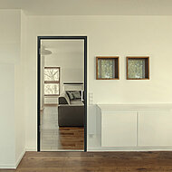 SIMONSWERK: Bandlösung für Ganzglastüren - flächenbündig, transparent und minimalistisch