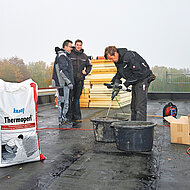 Knauf: Fugenlose Gefälledämmung von Flachdächern