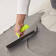 UZIN PE 650 – neue füllende 1-K-Flex-Spachtelgrundierung