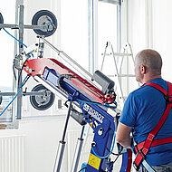 Finstral: Innovative Fenstersanierung - 901 Fenster, 5 Monteure, 4 Monate