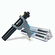 MOLL: Feuchtevariable Luftdichtung – als Raupe oder gesprüht