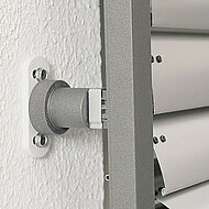 REFLEXA: »RaffSun« Stromerzeugende Fensterverschattung