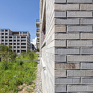 Hagemeister: Handstrich-Ziegel sorgt für Harmonie und Plastizität