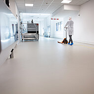 StoCretec: Widerstandsfähiger Belag für Reinräume