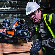 AEG Powertools: Leistungsstarker und kabelloser Akku-Hobel