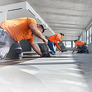 Uzin &ndash; 75 Jahre  Klebstoffkompetenz