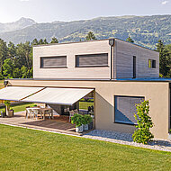 Sonnenschutzlösungen im »Cube«-Shopkonzept