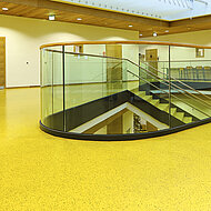 Silikal: Farbchips für Böden mit individuellem Charakter