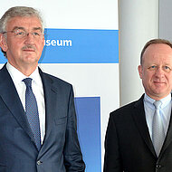 Umsatz auf Vorjahrsniveau