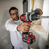 Flex Elektrowerkzeuge: Bis zu 40 000 Schläge im Turbo-Modus