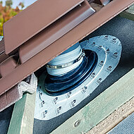 Fleck präsentiert Unterspannbahn-Dichtmanschette