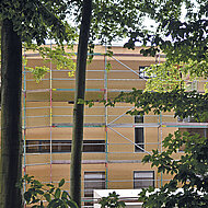 Natürliche Fassaden- und Gefachdämmung mit Holzfaser, Hanf und Kork