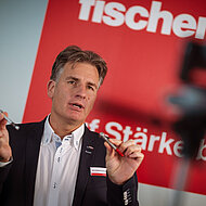 fischerwerke: Virtuelles Befestigungserlebnis