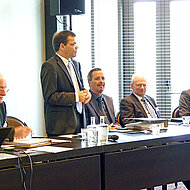 Torhersteller erwarten moderates Wachstum