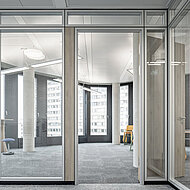 Identische Glastrennwand – weniger CO2-Emissionen