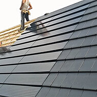 Nelskamp: Neuer Solarziegel – leistungsstark und schnell montiert