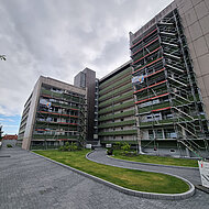 Feuchteeintrag an bodentiefen Übergängen verhindern