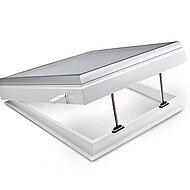 SKYLUX: Neue Glaskuppeln für die Sanierung