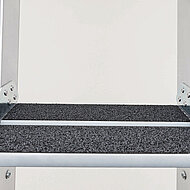 Günzburger Steigtechnik: Stufen statt Sprossen – um Leitern noch sicherer zu machen