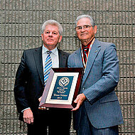 Hohe Auszeichnung für Werner Schlüter in den USA