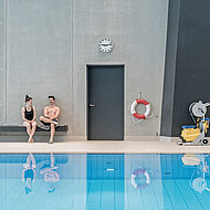 Beständige Aluminiumzargen für beliebtes Freizeit- und Sportbad