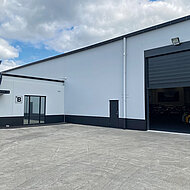 EFAFLEX: Schnelllauftore sorgen für gutes Klima im »AutoHaven«