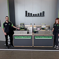 Feste Randumfassung bietet Sicherheit: Aluminiumprofile stehen bei der BAU im Fokus