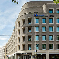 bitumenbahn: Das Mayfarth Quartier in Frankfurt/Main gewinnt den Flachdach Contest 2021