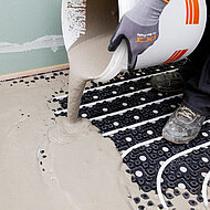 PCI-Systemlösungen für die einfache energeti-sche Sanierung von Fußboden-Heizsystemen