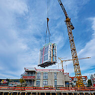 Beck+Heun: Fenster-Komplettsysteme ermöglichen zügigen Baufortschritt