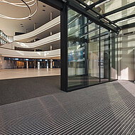 emco: Den Eingangsbereich sauber halten