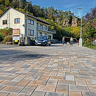 Pflastersystem sorgt für dynamischen Lastabtrag