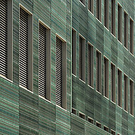 Holz trifft auf »gebrannte Erde«