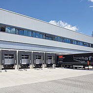 Novoferm: Versandzentrum mit gedämmten Verladestationen und baulichem Brandschutz ausgestattet