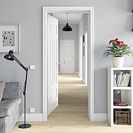 PRÜM-Türenwerk: Weißlacktüren stilvoll in Szene gesetzt