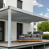 REFLEXA: Lamellendach macht »Bella Figura«